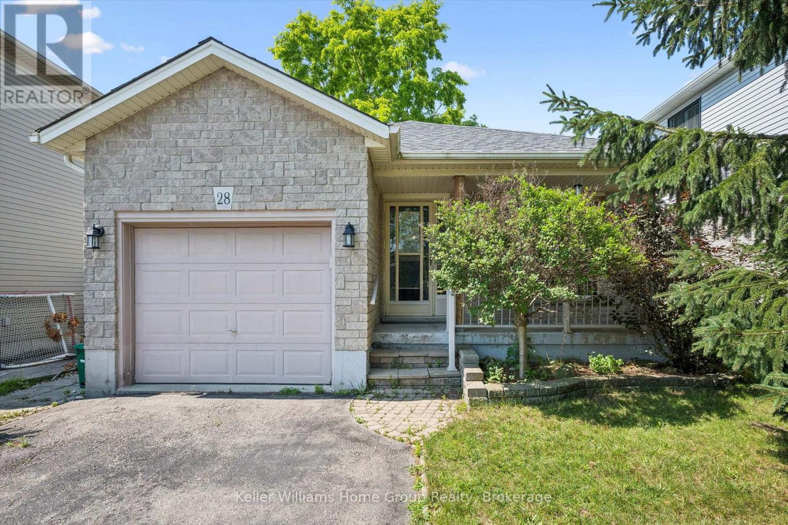 28 PEGLAR CRESCENT, Centre Wellington, Ontario