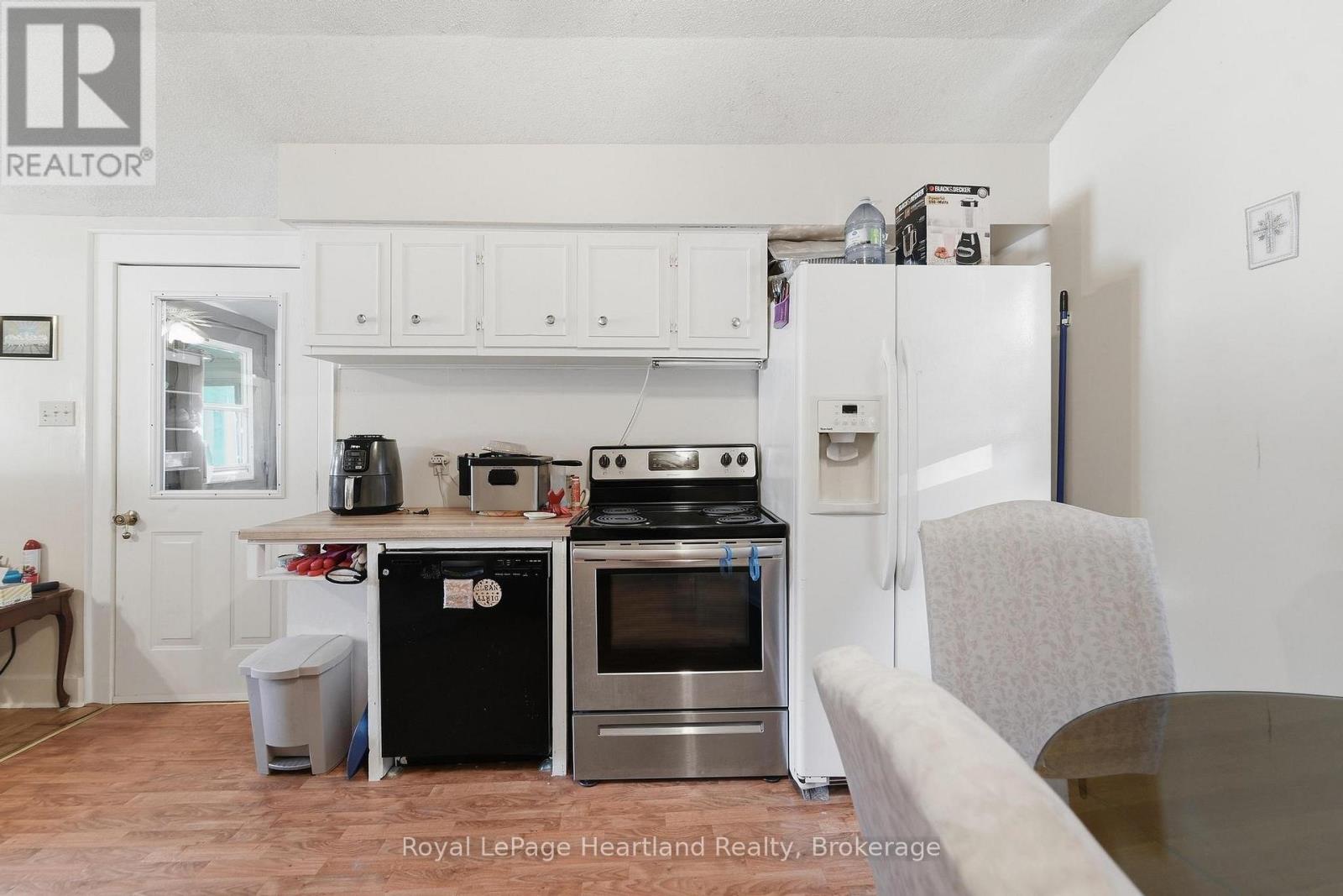 122 Fulton Street, Central Huron (Clinton), Ontario  N0M 1L0 - Photo 13 - X13638540