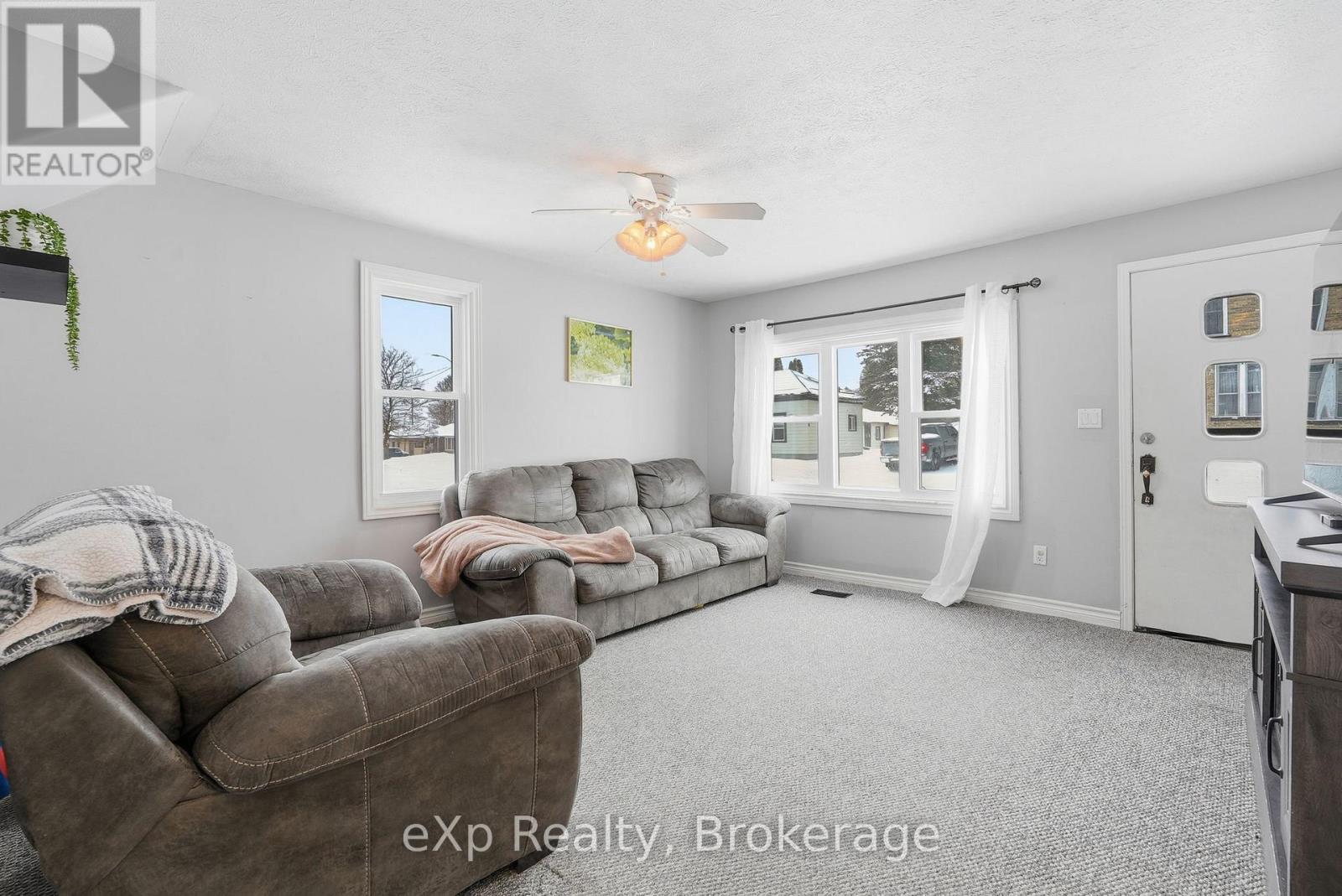 361 William Street, Wellington North (Mount Forest), Ontario  N0G 2L3 - Photo 10 - X13638750
