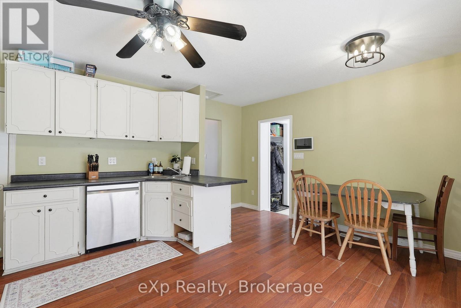 361 William Street, Wellington North (Mount Forest), Ontario  N0G 2L3 - Photo 9 - X13638750