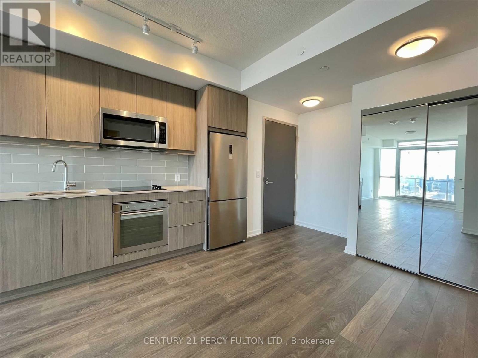 2401 - 32 Forest Manor Road, Toronto, Ontario  M2J 0H2 - Photo 3 - C13638500