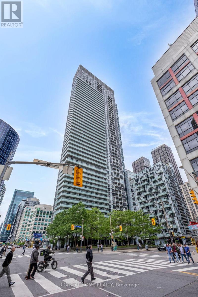 3903 - 300 Front Street W, Toronto, Ontario M5V 0E9 - Photo 29 - C13638564