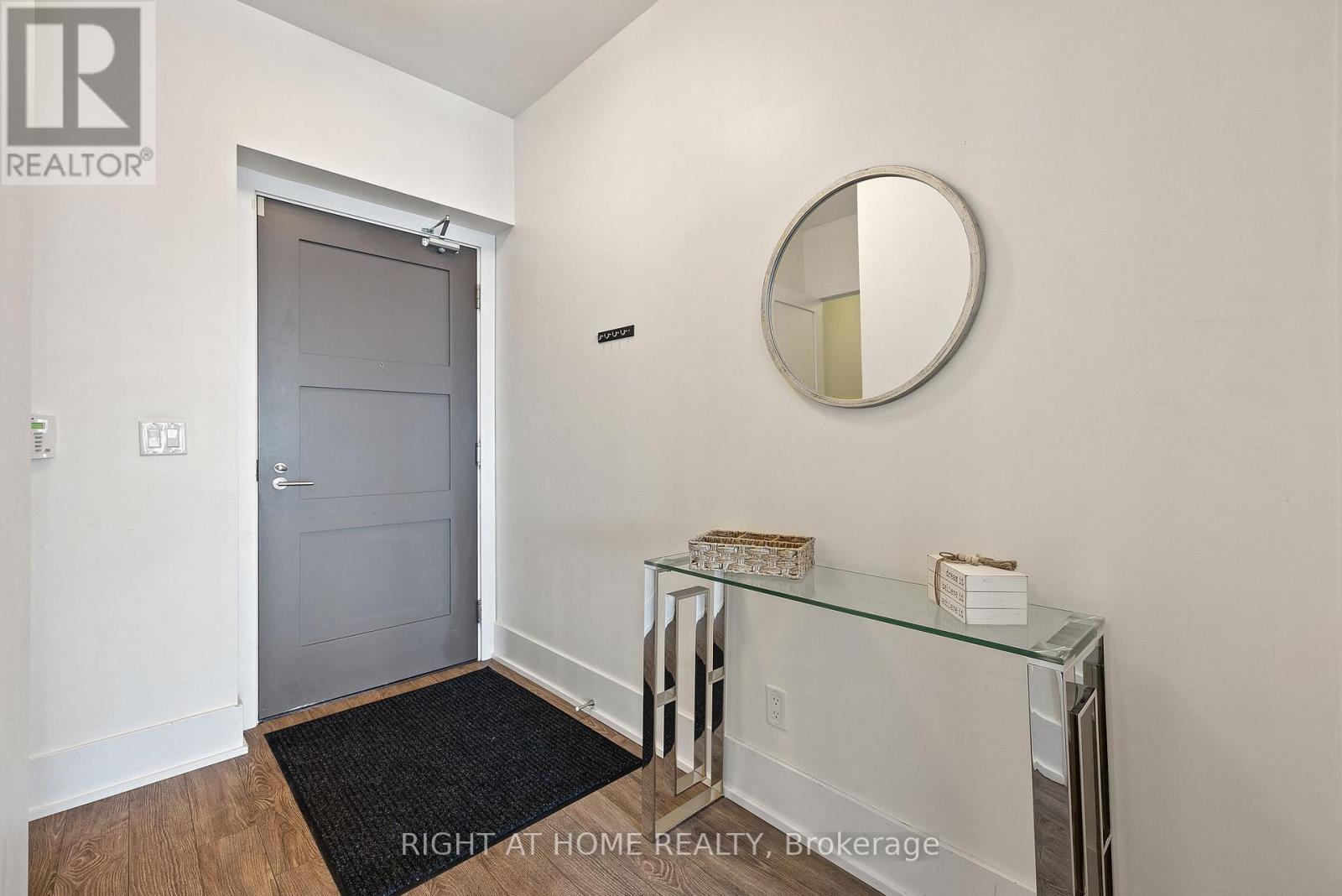 3903 - 300 Front Street W, Toronto, Ontario M5V 0E9 - Photo 3 - C13638564