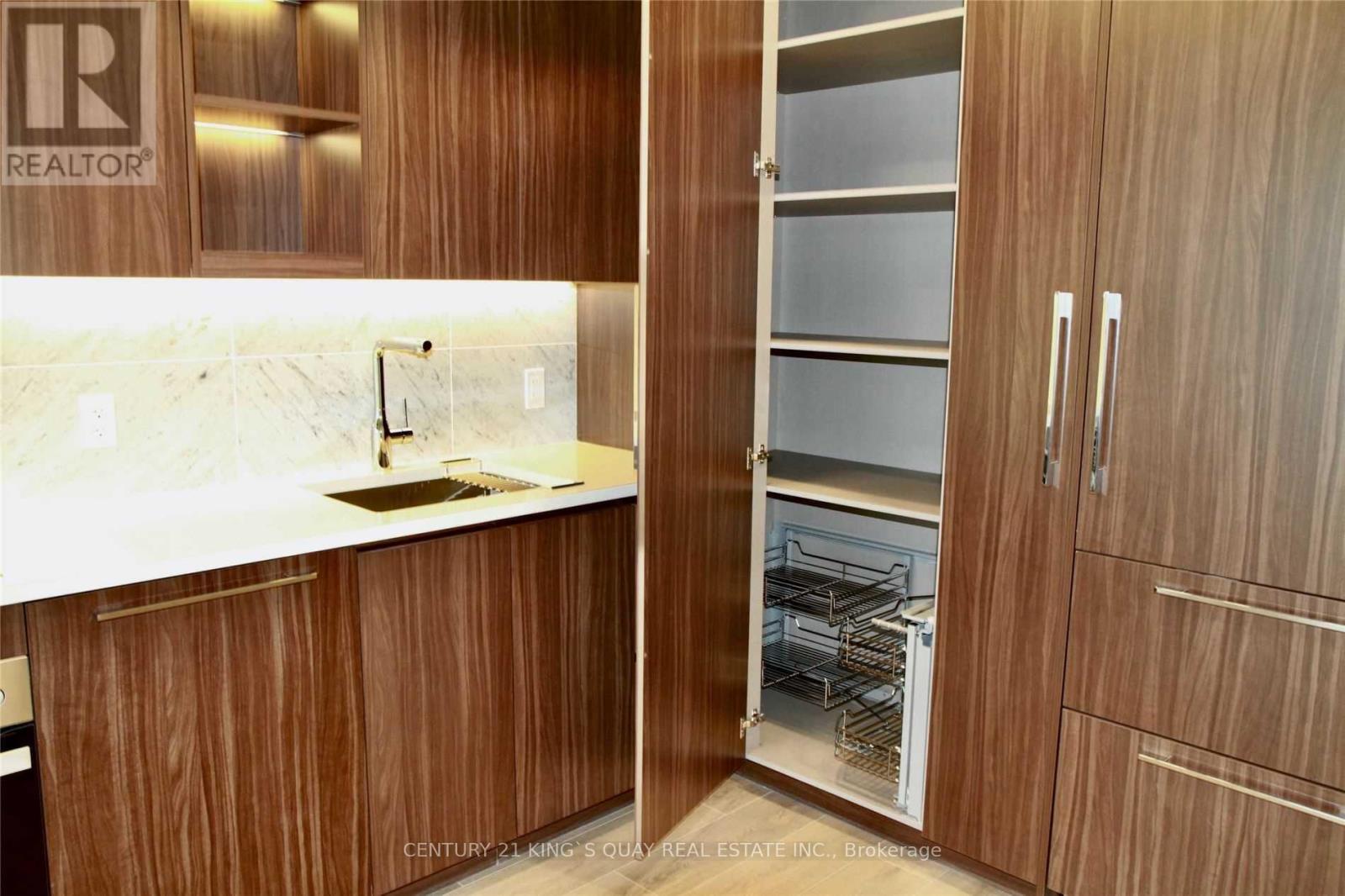 3701 - 85 Mcmahon Drive, Toronto, Ontario M2K 0H1 - Photo 15 - C13638662