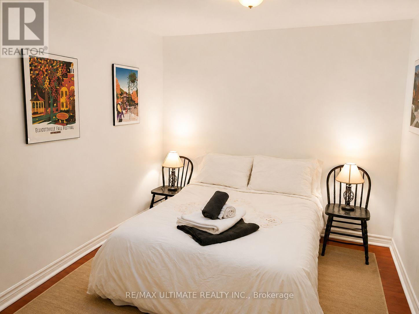 2624 Yonge Street, Toronto, Ontario  M4P 2J4 - Photo 14 - C13638678