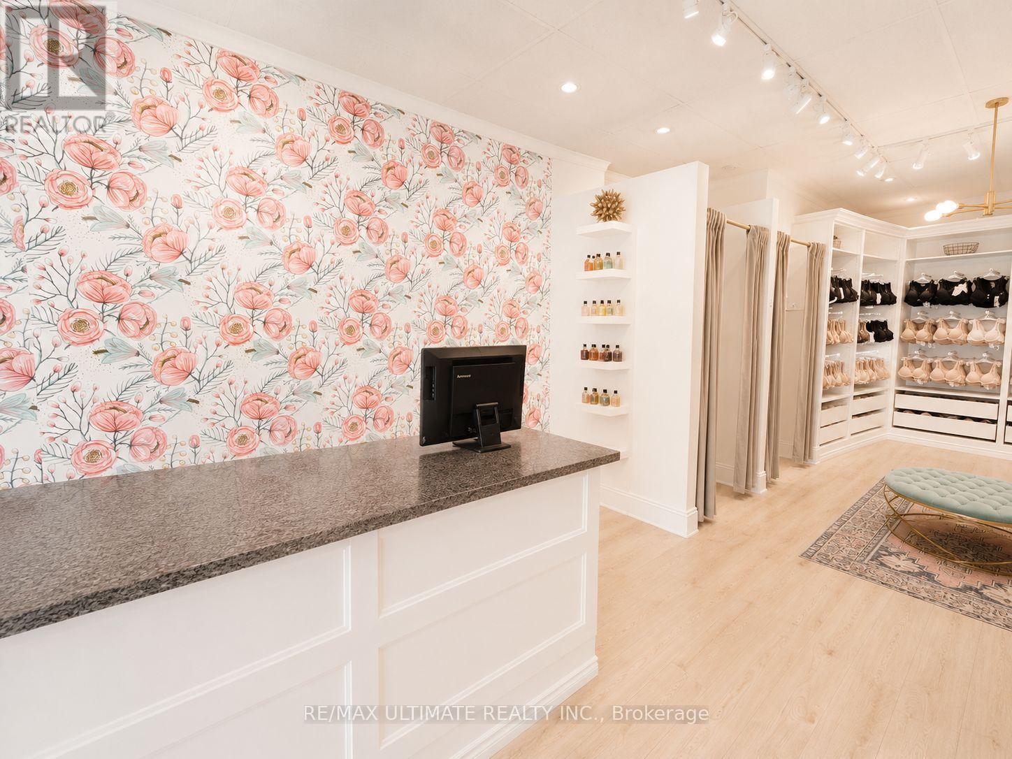 2624 Yonge Street, Toronto, Ontario  M4P 2J4 - Photo 8 - C13638678
