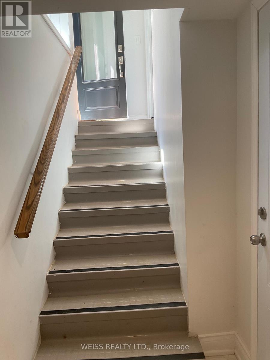 B - 55 Addington Avenue, Toronto, Ontario  M2N 2L1 - Photo 21 - C13638766