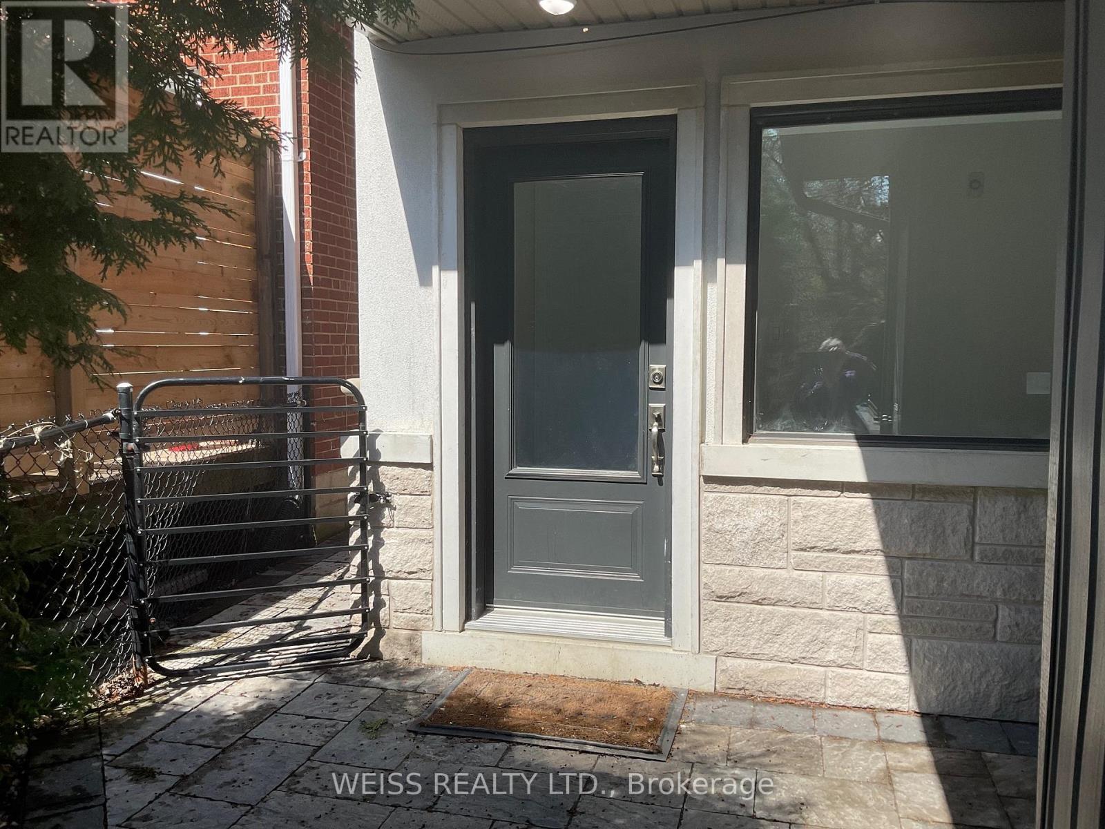 B - 55 Addington Avenue, Toronto, Ontario  M2N 2L1 - Photo 4 - C13638766
