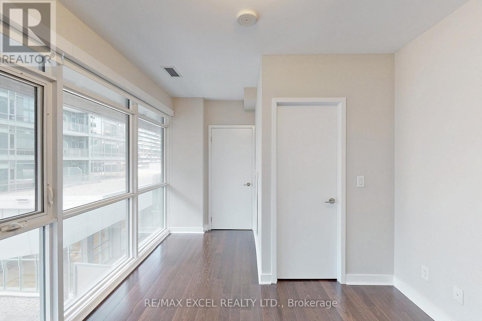 1013 - 295 Adelaide Street W, Toronto, Ontario  M5V 0L4 - Photo 22 - C13638796