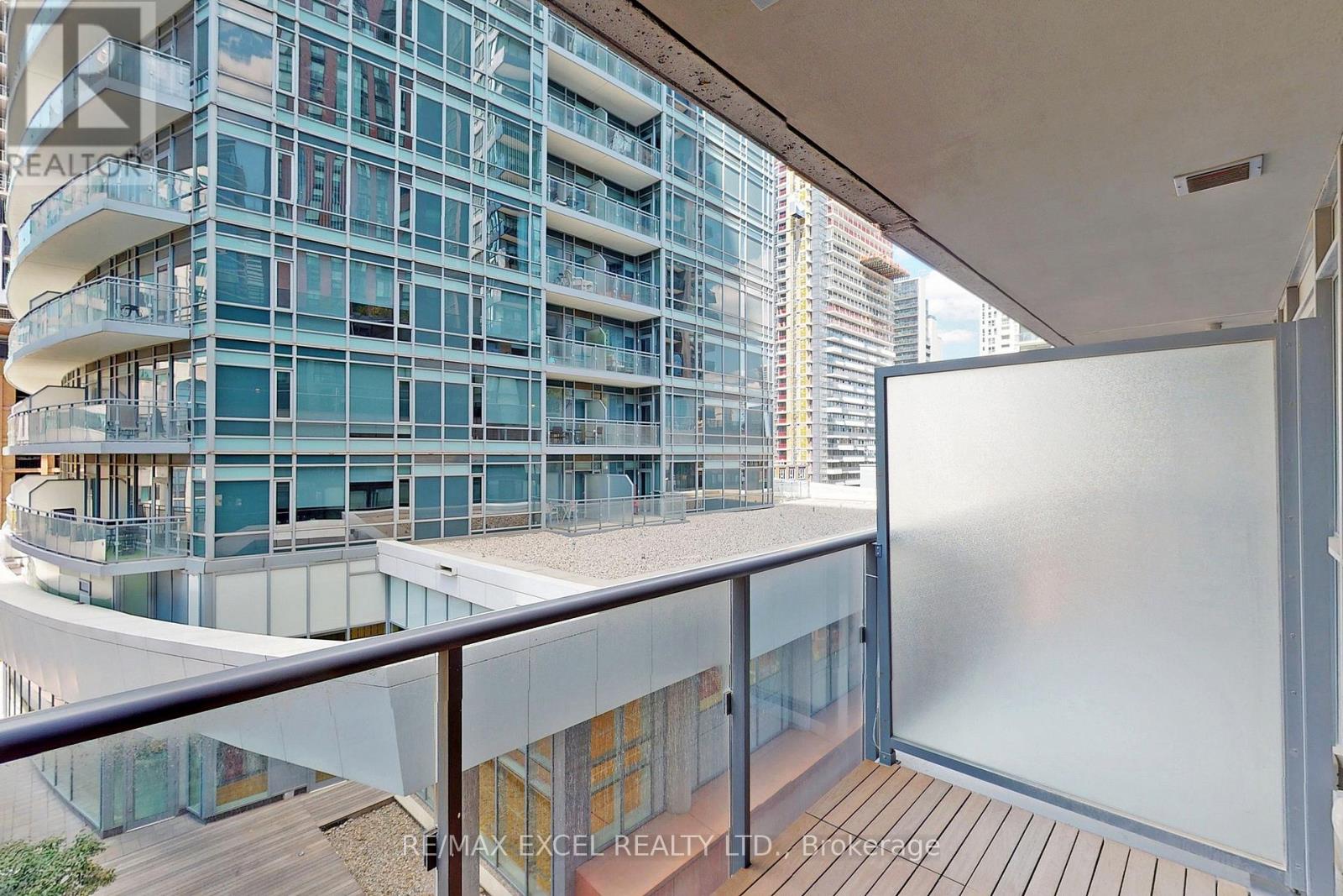 1013 - 295 Adelaide Street W, Toronto, Ontario  M5V 0L4 - Photo 28 - C13638796