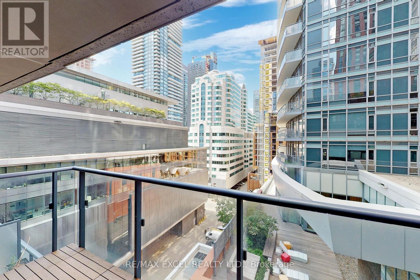 1013 - 295 Adelaide Street W, Toronto, Ontario  M5V 0L4 - Photo 29 - C13638796