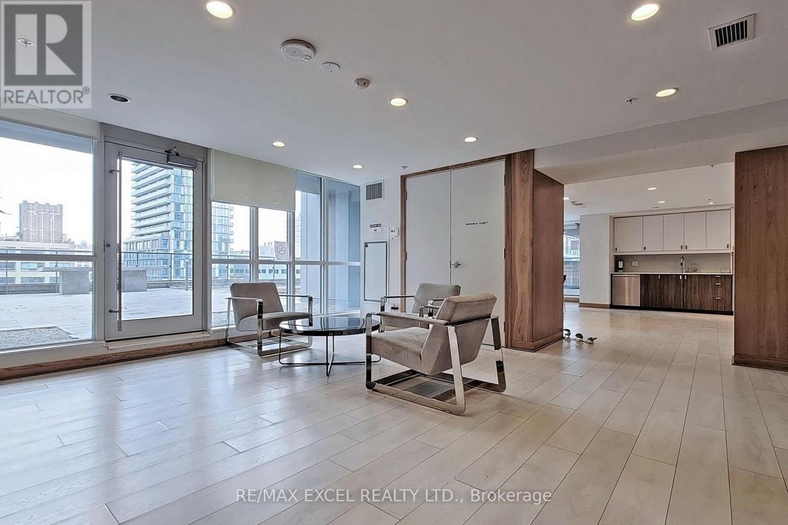 1013 - 295 Adelaide Street W, Toronto, Ontario  M5V 0L4 - Photo 37 - C13638796