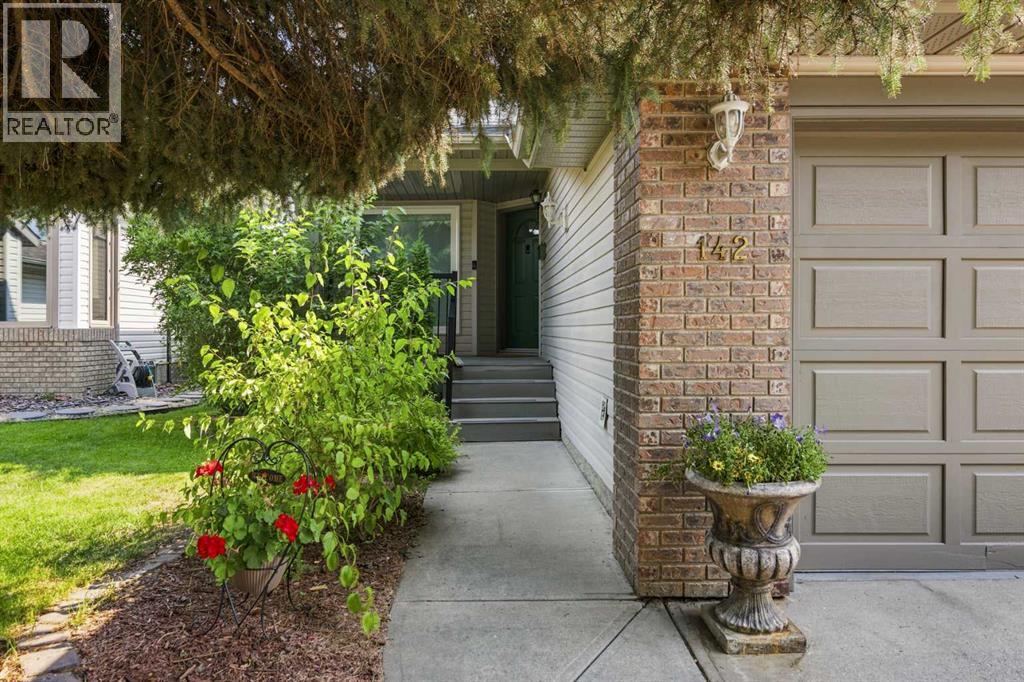 142 Riverview Circle SE, Calgary, Alberta  T2C 4J9 - Photo 2 - A2333405