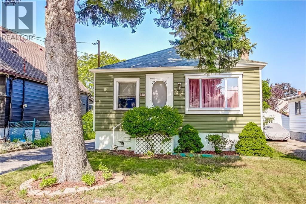 230 East 33rd Street, Hamilton, Ontario  L8V 3T6 - Photo 4 - 40852946