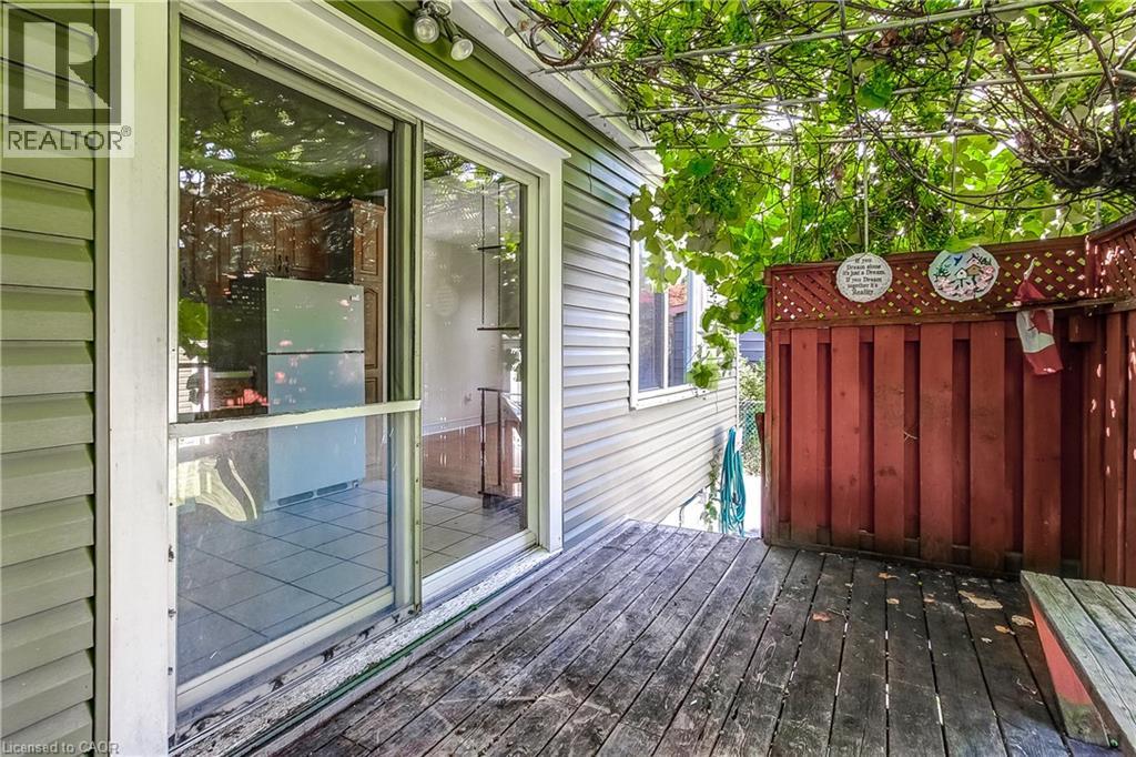 230 East 33rd Street, Hamilton, Ontario  L8V 3T6 - Photo 39 - 40852946