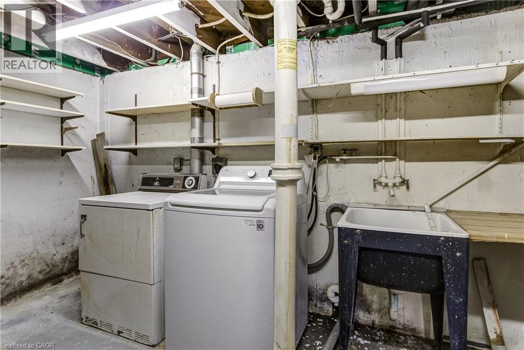 230 East 33rd Street, Hamilton, Ontario  L8V 3T6 - Photo 29 - 40852946