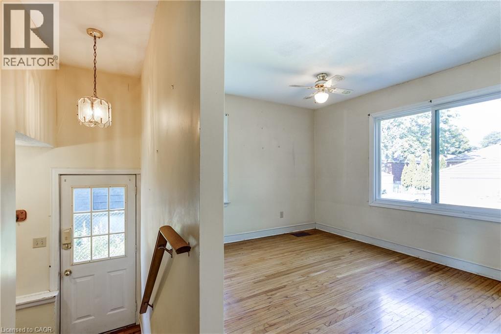 230 East 33rd Street, Hamilton, Ontario  L8V 3T6 - Photo 24 - 40852946