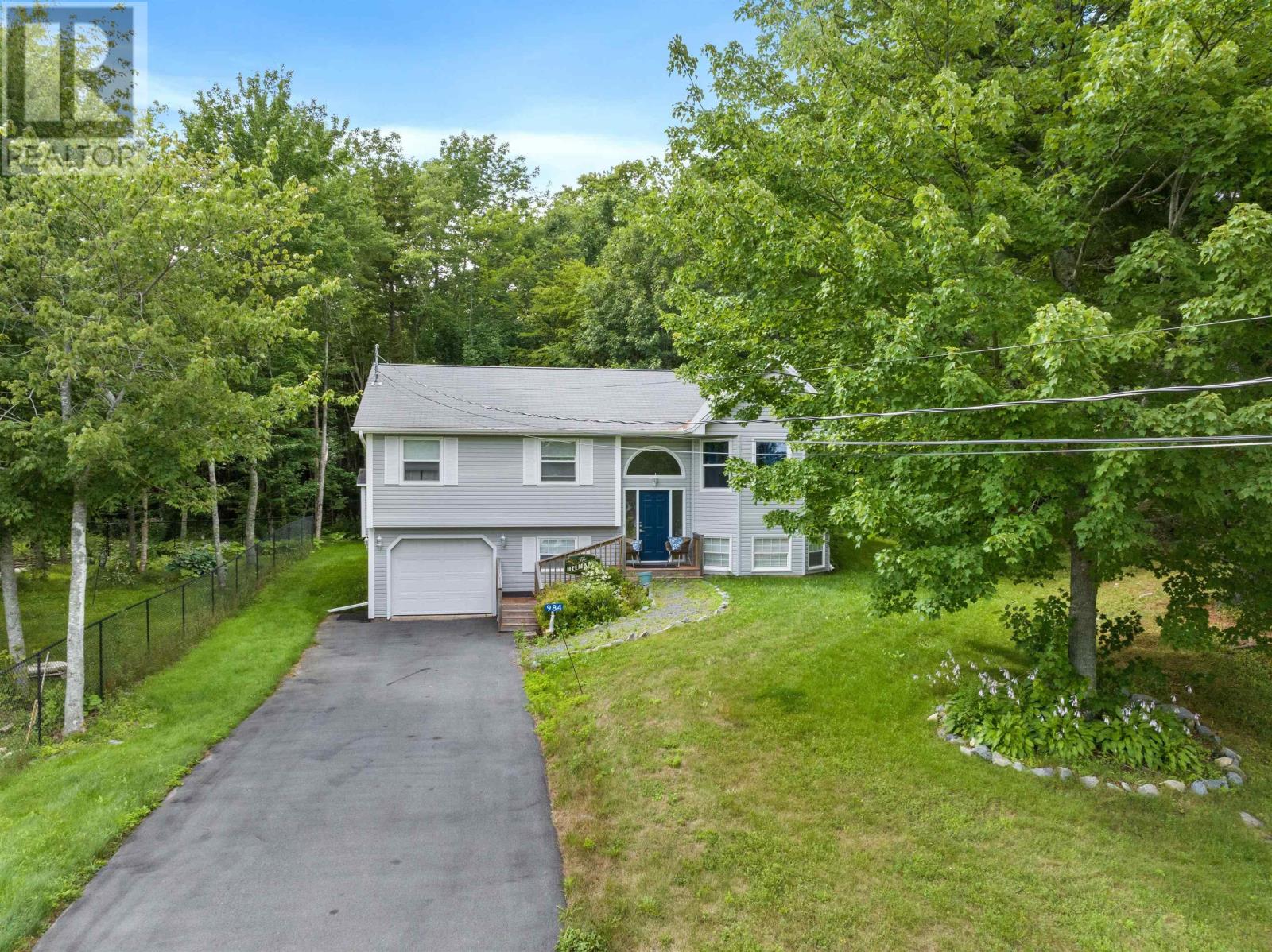 984 Beaver Bank Road, Beaver Bank, Nova Scotia  B3R 1H8 - Photo 1 - 202619504