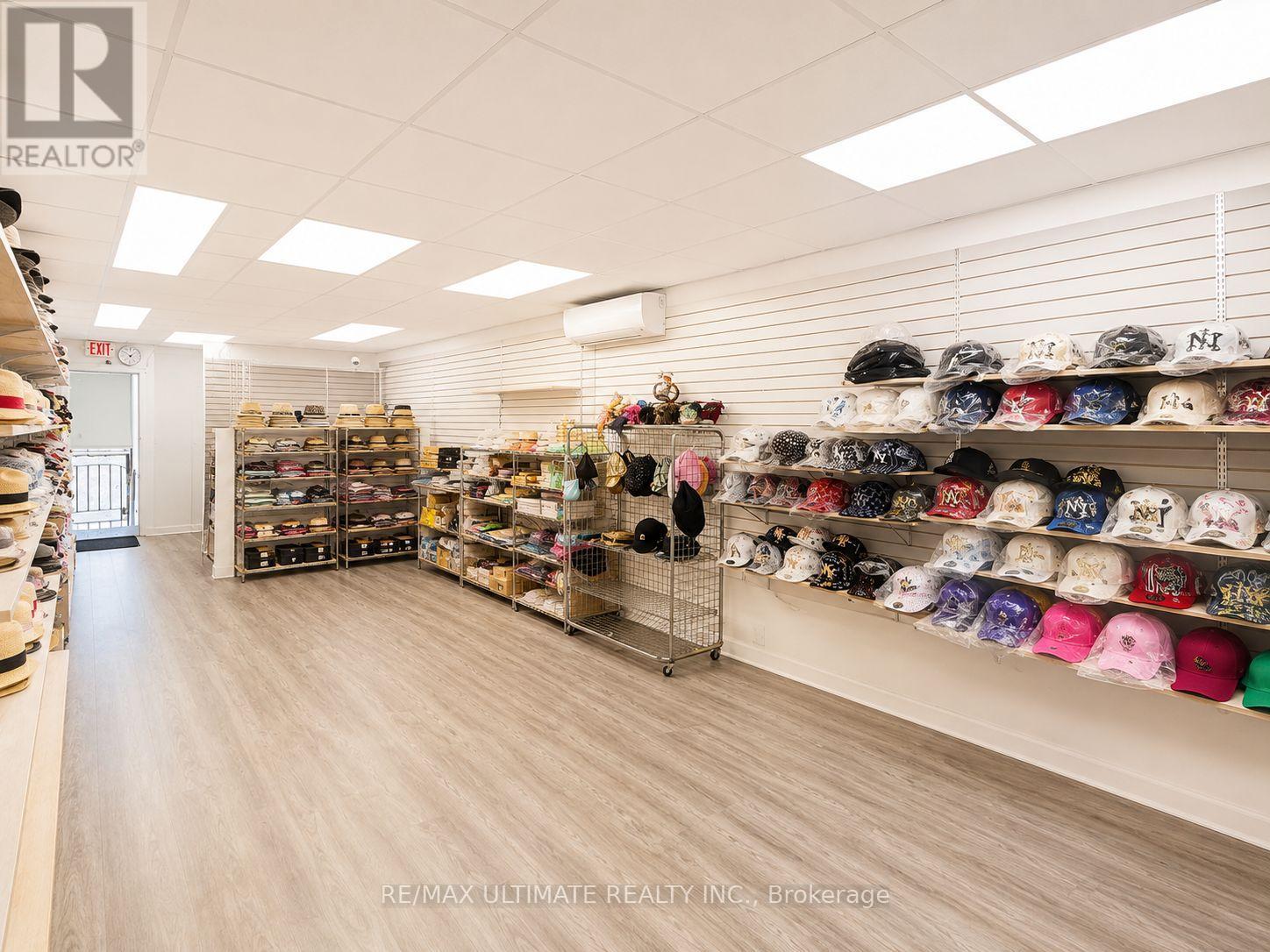 617 Gerrard Street E, Toronto, Ontario  M4M 1Y2 - Photo 6 - E13638510