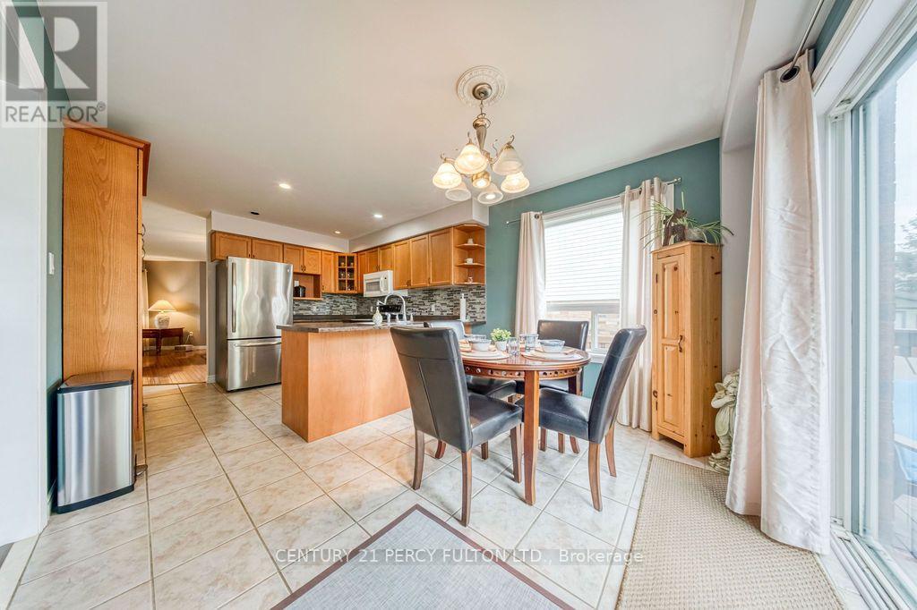 589 Blackwood Boulevard, Oshawa, Ontario  L1K 2N4 - Photo 15 - E13638578