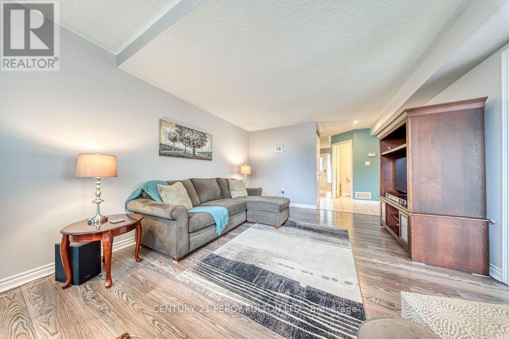 589 Blackwood Boulevard, Oshawa, Ontario  L1K 2N4 - Photo 9 - E13638578