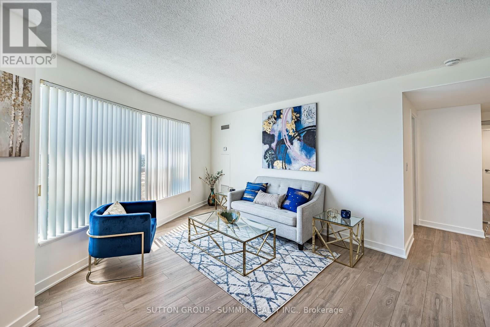 2605 - 38 Lee Centre Drive, Toronto, Ontario  M1H 3J7 - Photo 3 - E13638608