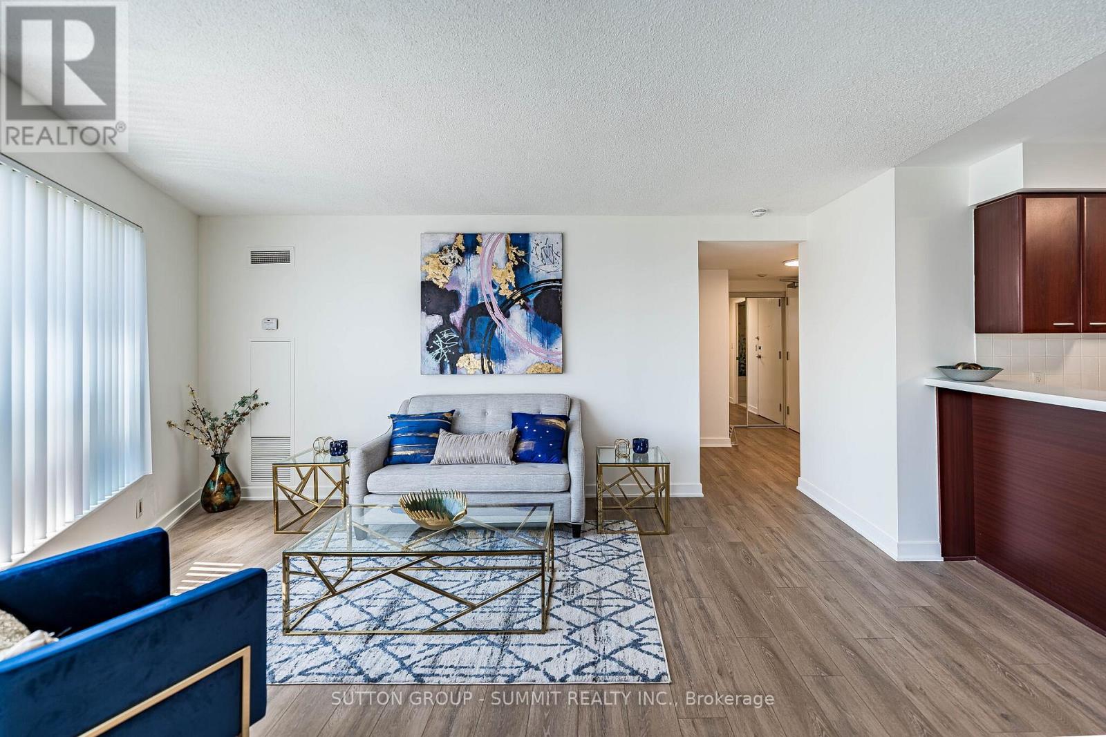 2605 - 38 Lee Centre Drive, Toronto, Ontario  M1H 3J7 - Photo 4 - E13638608