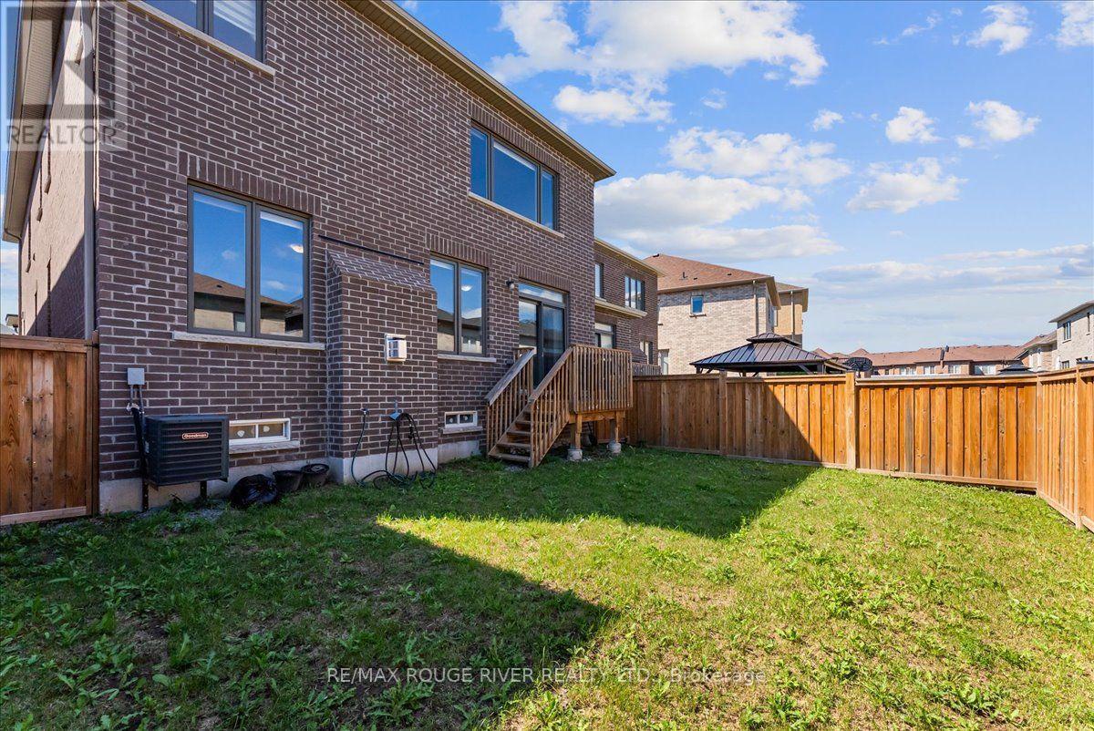 24 Dumaine Street, Whitby, Ontario  L1P 0G8 - Photo 34 - E13638618