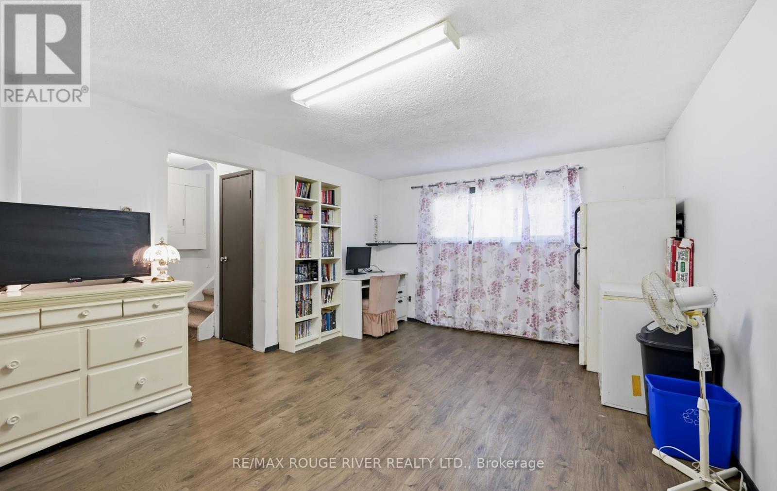 923 Glen Street, Oshawa, Ontario  L1J 3T9 - Photo 19 - E13638656