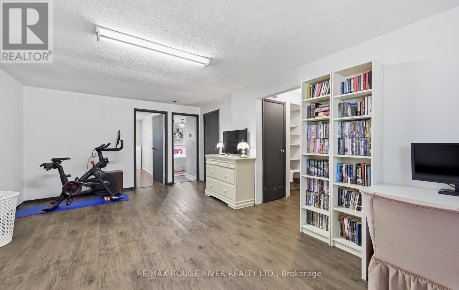 923 Glen Street, Oshawa, Ontario  L1J 3T9 - Photo 20 - E13638656