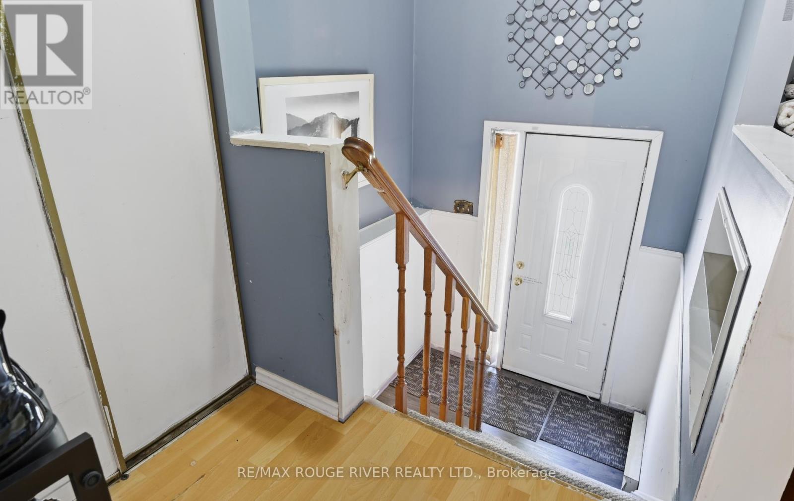 923 Glen Street, Oshawa, Ontario  L1J 3T9 - Photo 5 - E13638656