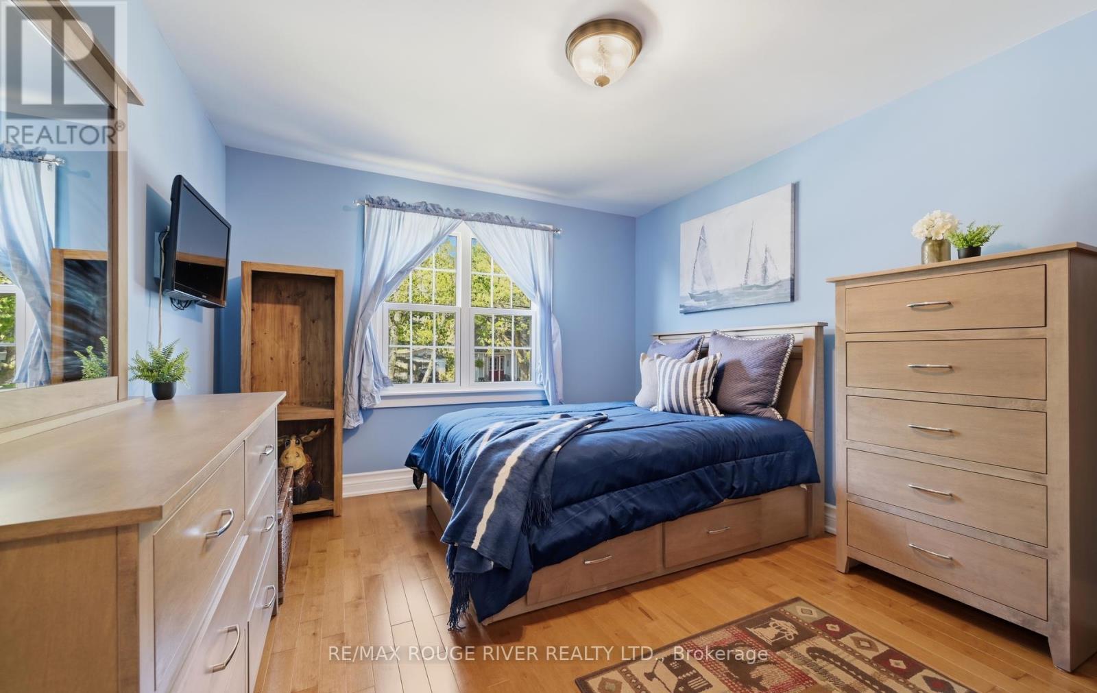 303 Burns Street E, Whitby, Ontario  L1N 1J7 - Photo 16 - E13638806