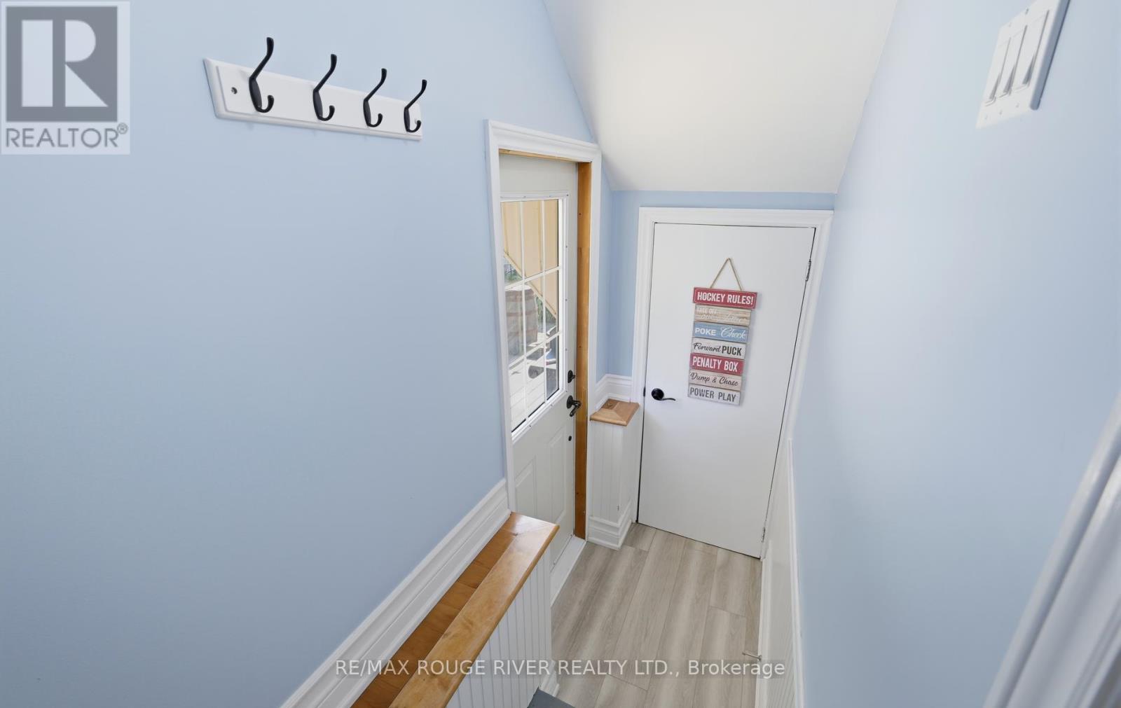 303 Burns Street E, Whitby, Ontario  L1N 1J7 - Photo 26 - E13638806
