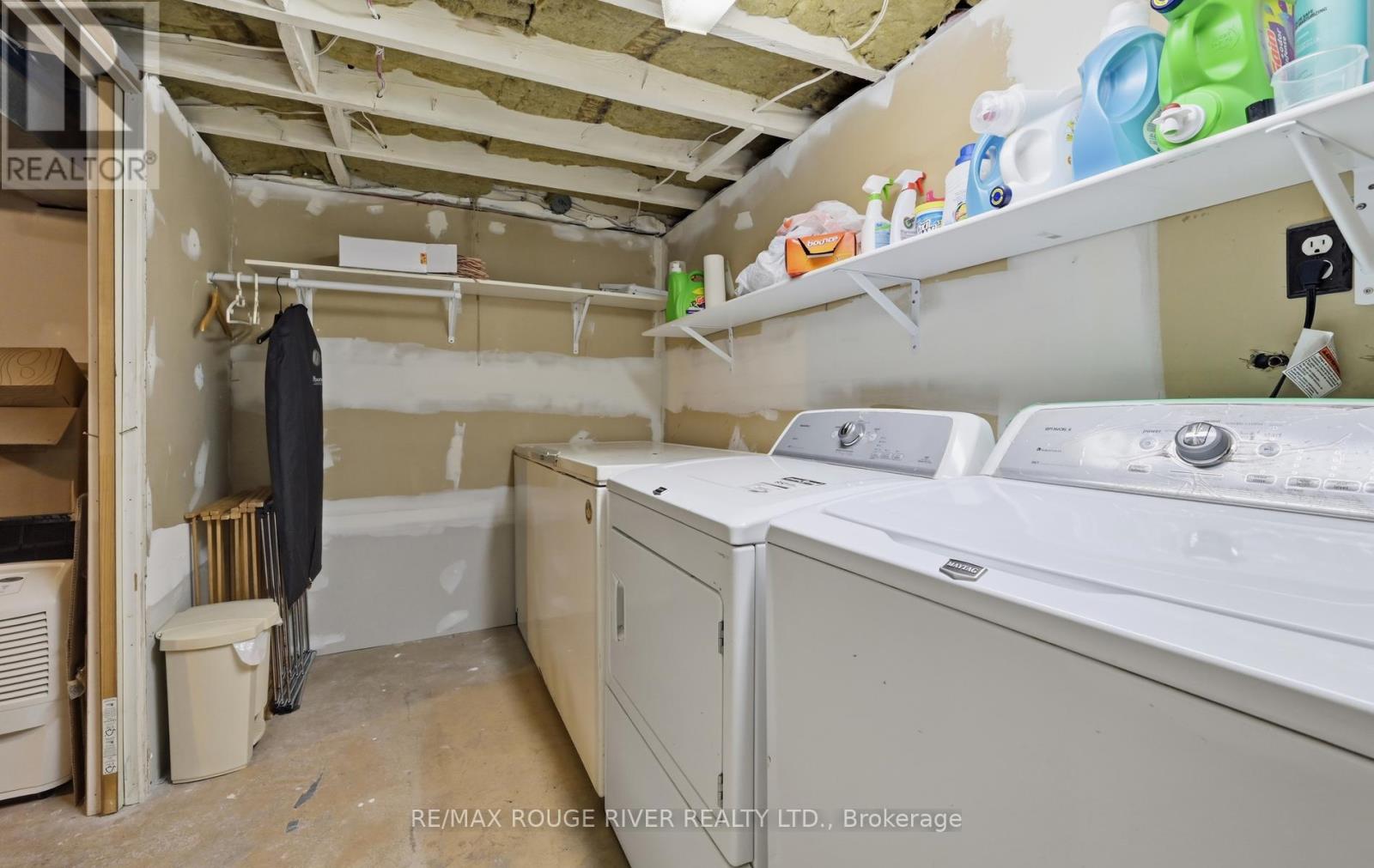 303 Burns Street E, Whitby, Ontario  L1N 1J7 - Photo 28 - E13638806
