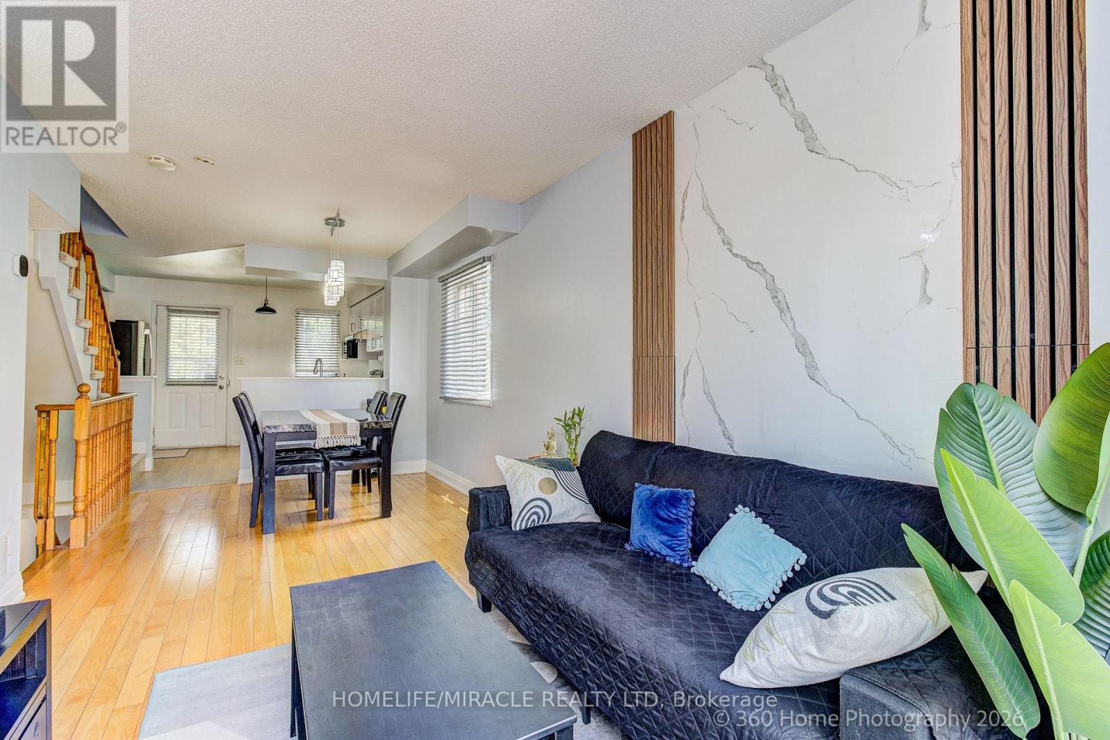 85 - 2 Hedge End Road, Toronto, Ontario  M1B 5Z8 - Photo 4 - E13638836