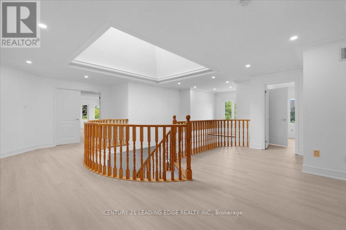 22 Fern Avenue, Richmond Hill, Ontario  L4B 3R6 - Photo 20 - N13638596
