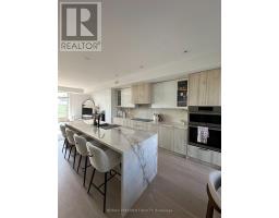 63 HOLYROOD CRESCENT, Vaughan, Ontario