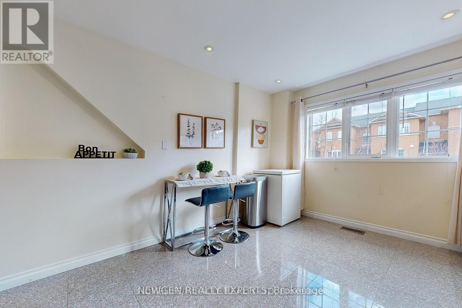 108 - 57 Brickyard Way, Brampton, Ontario  L6V 4M3 - Photo 11 - W13638802