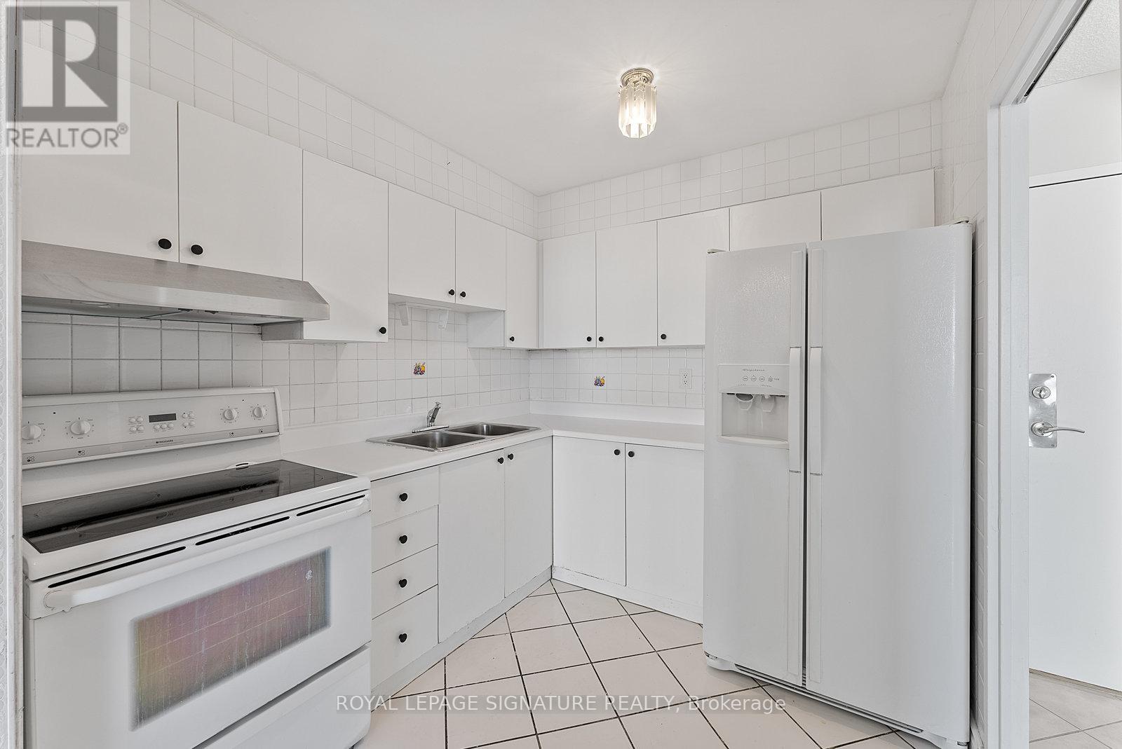 906 - 5 San Romanoway, Toronto, Ontario M3N 2Y4 - Photo 11 - W13638816