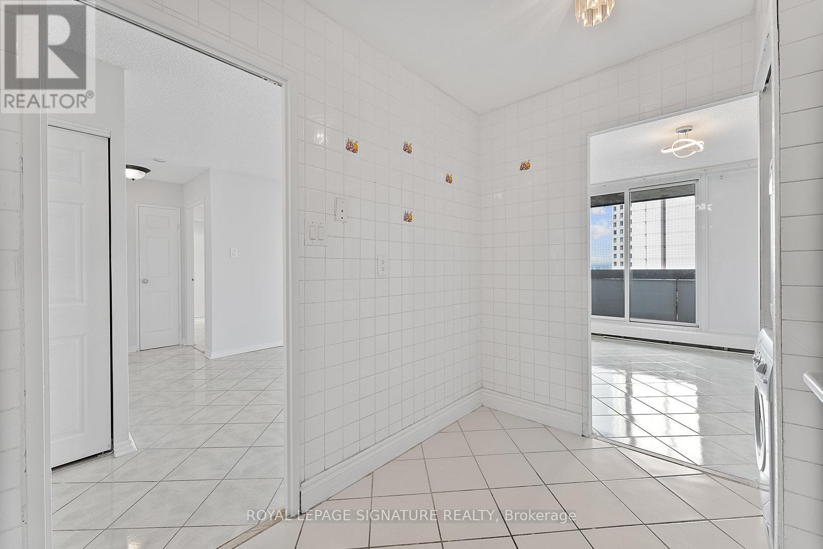 906 - 5 San Romanoway, Toronto, Ontario M3N 2Y4 - Photo 13 - W13638816