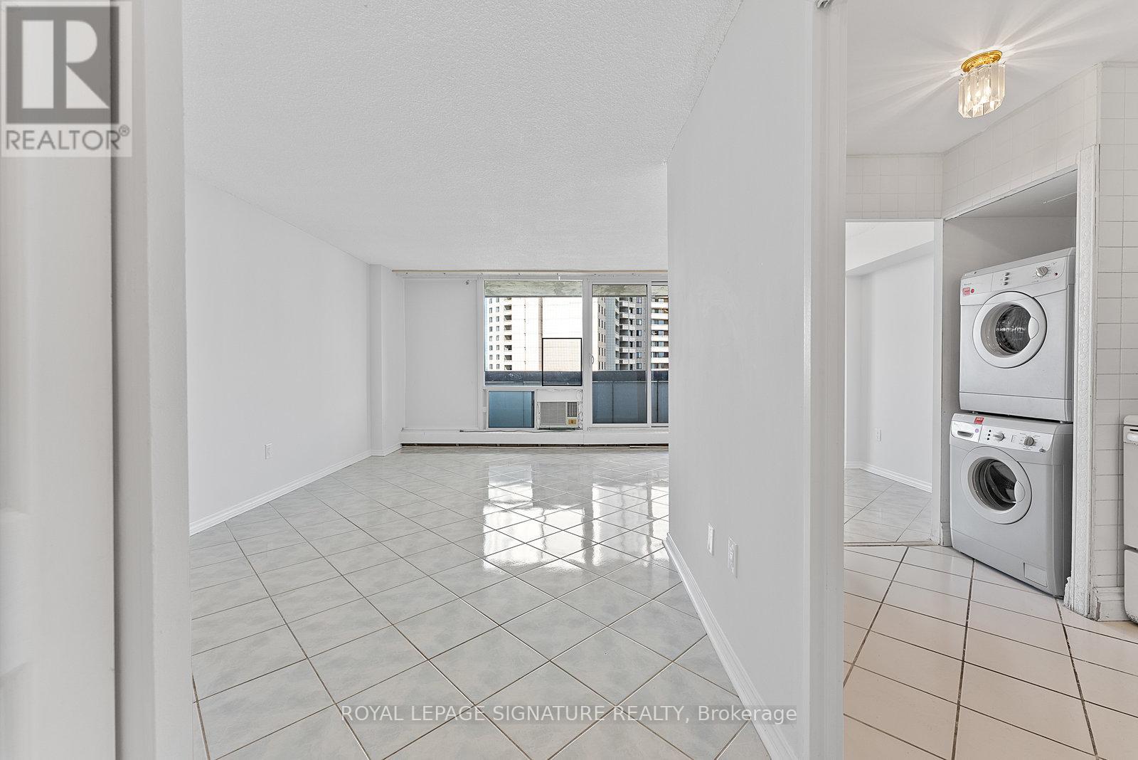 906 - 5 San Romanoway, Toronto, Ontario M3N 2Y4 - Photo 4 - W13638816