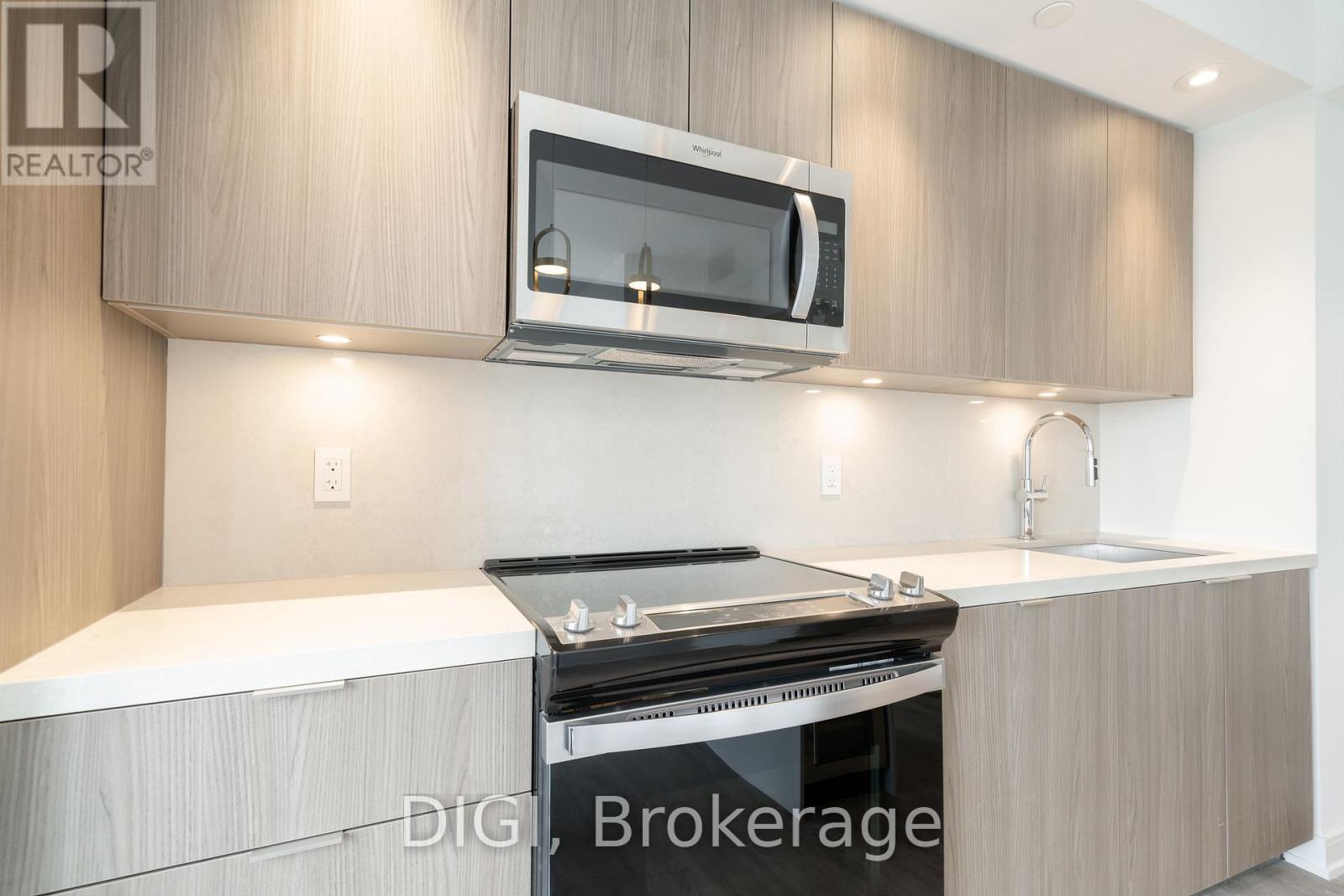 E613 - 485 Perth Avenue, Toronto, Ontario  M6N 0B9 - Photo 7 - W13638820