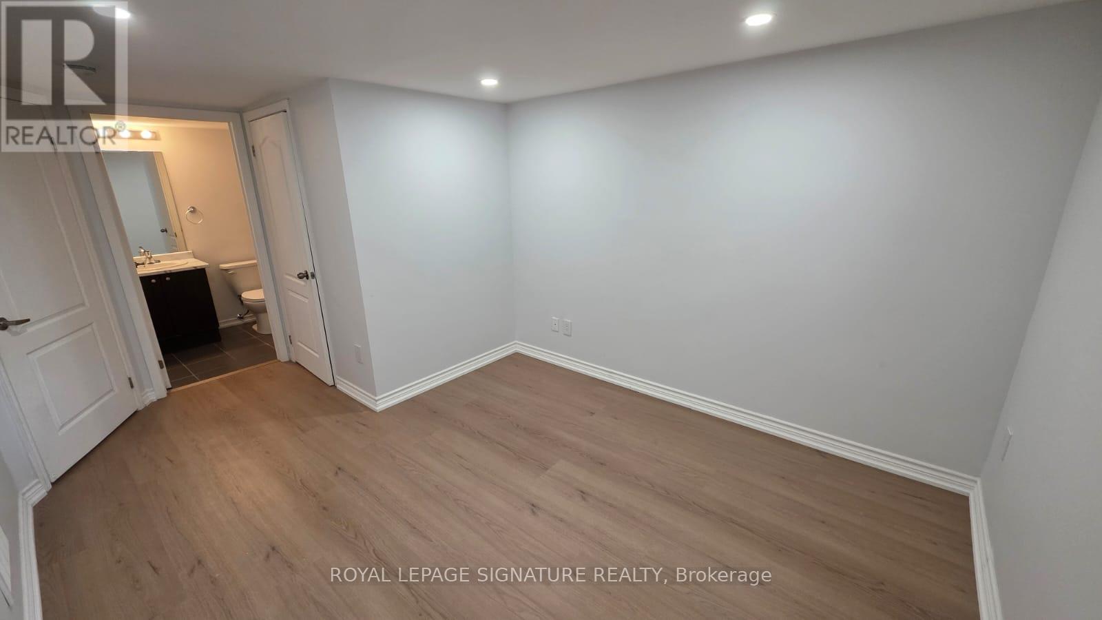 120 - 11 Applewood Lane, Toronto, Ontario  M9C 0C1 - Photo 15 - W13638824