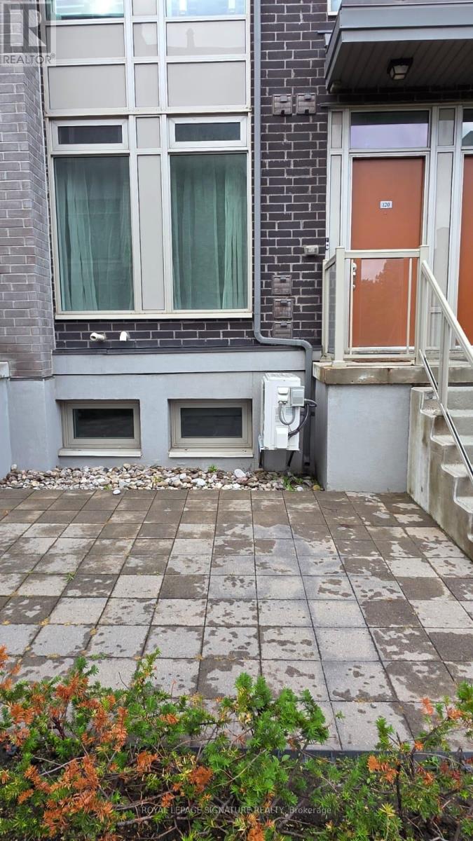 120 - 11 Applewood Lane, Toronto, Ontario  M9C 0C1 - Photo 2 - W13638824