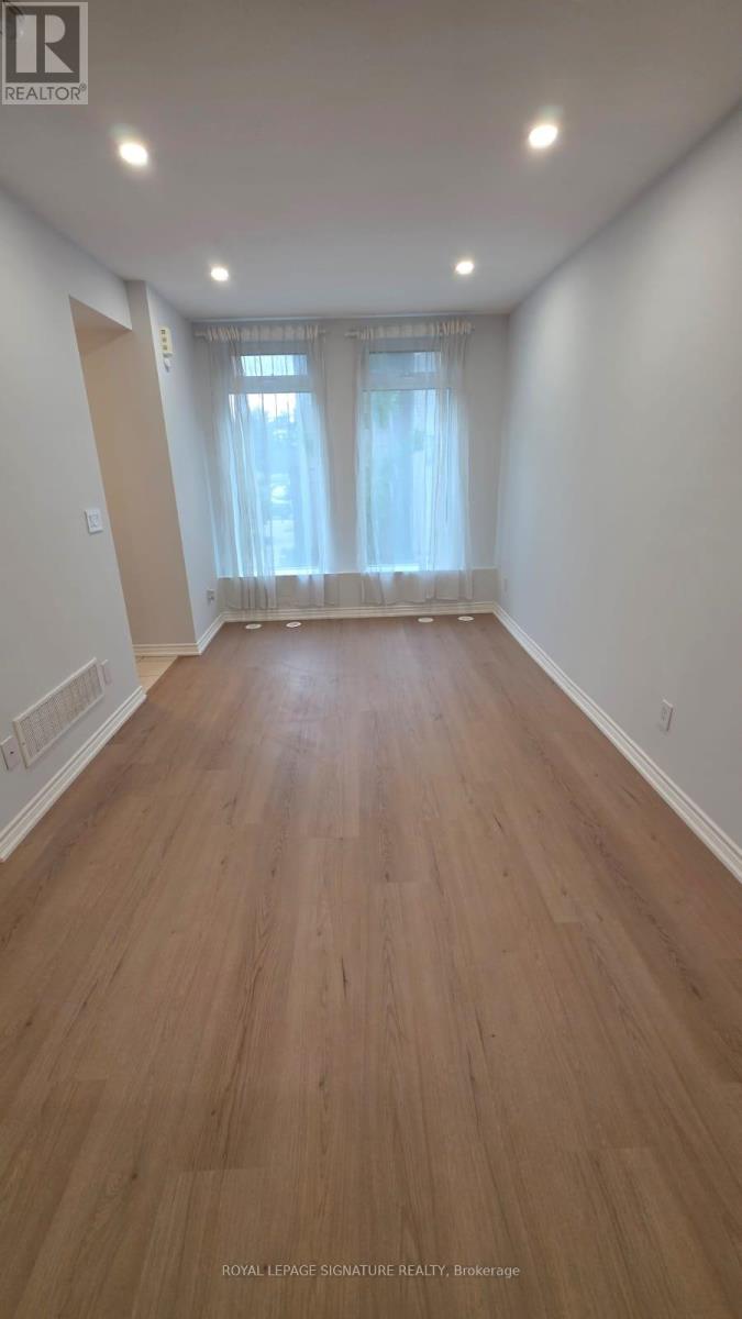 120 - 11 Applewood Lane, Toronto, Ontario  M9C 0C1 - Photo 7 - W13638824