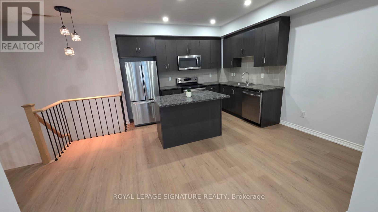 120 - 11 Applewood Lane, Toronto, Ontario  M9C 0C1 - Photo 9 - W13638824