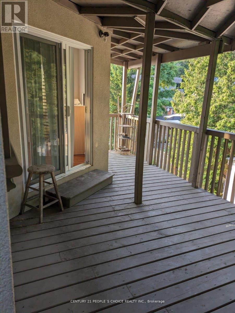 63 Stephen Drive, Toronto, Ontario  M8Y 3M8 - Photo 19 - W13638848