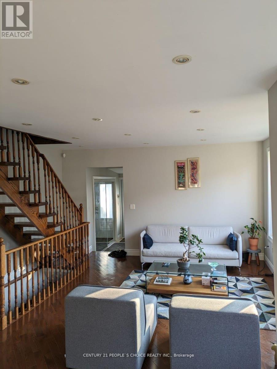 63 Stephen Drive, Toronto, Ontario  M8Y 3M8 - Photo 25 - W13638848