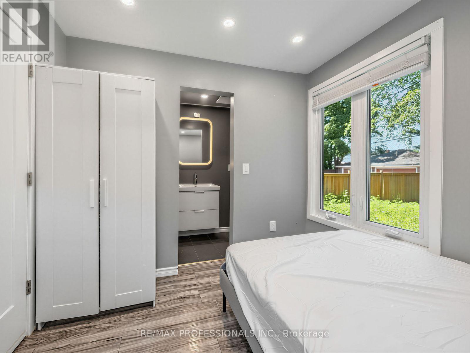 76 Macdonald Street, Toronto, Ontario  M8V 1Y4 - Photo 14 - W13514400