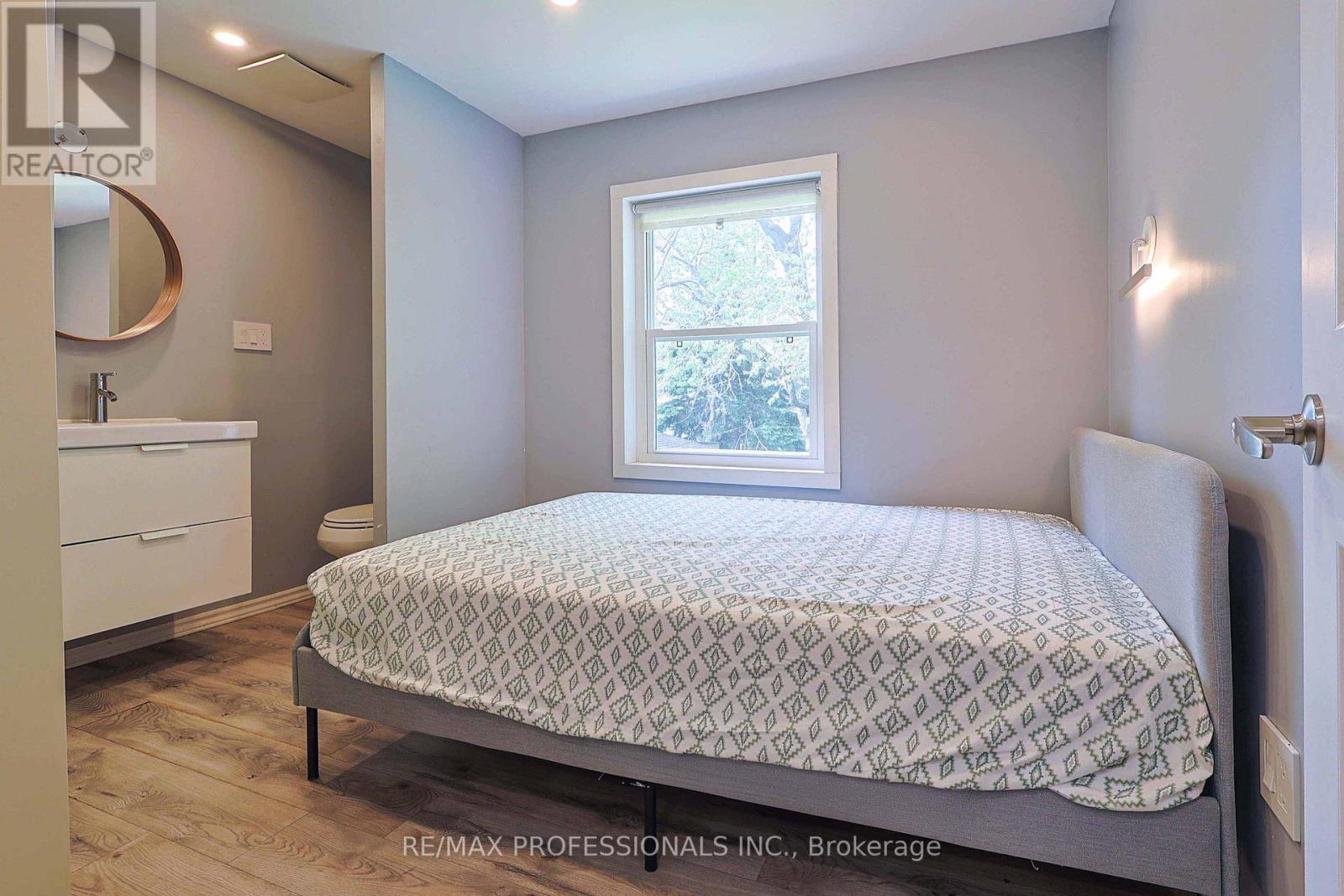 76 Macdonald Street, Toronto, Ontario  M8V 1Y4 - Photo 19 - W13514400